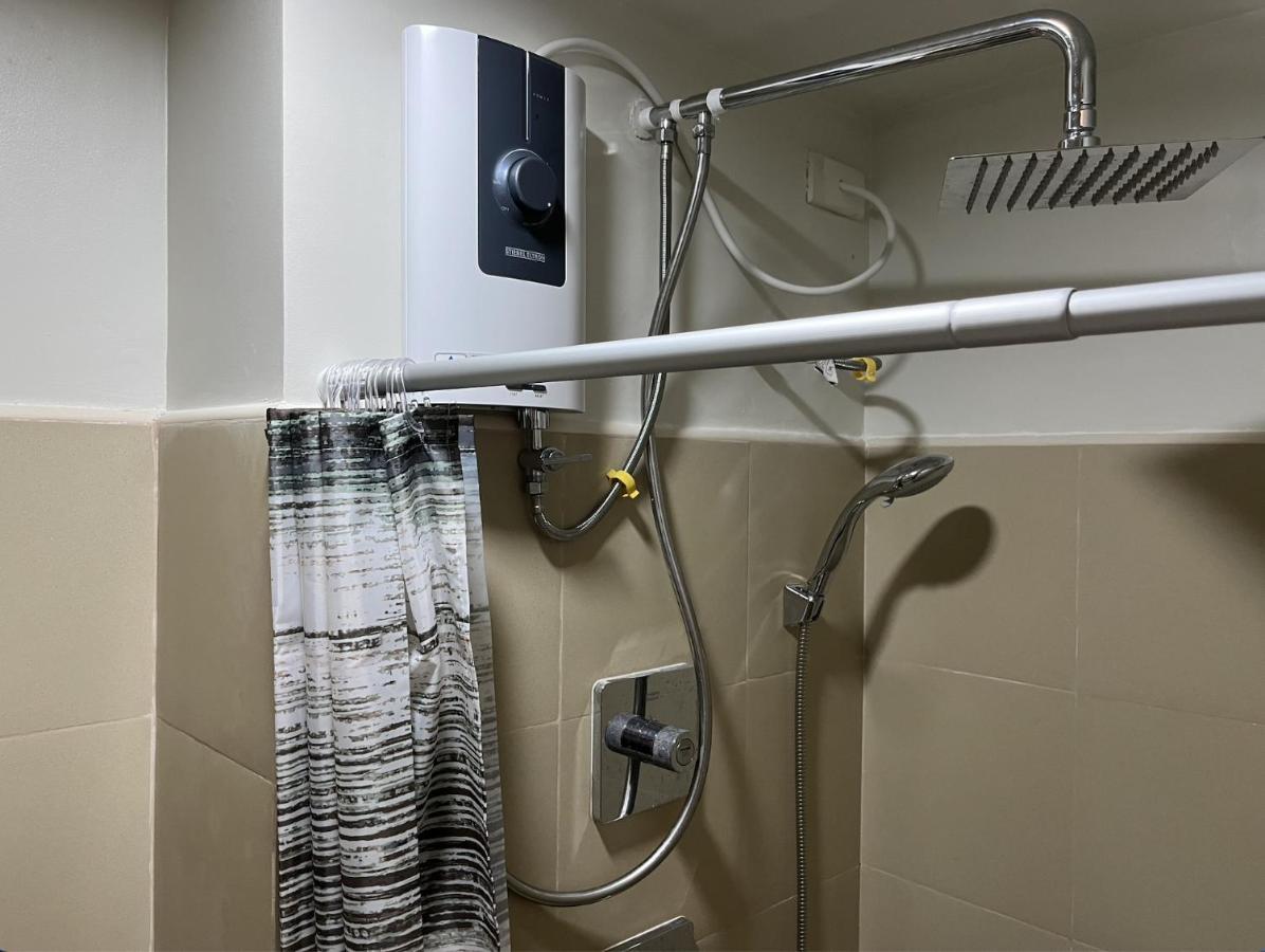 Shore 3 Residences, Tower 1 Mall Of Asia Complex, Pasay City, Metro Mania Manila Esterno foto